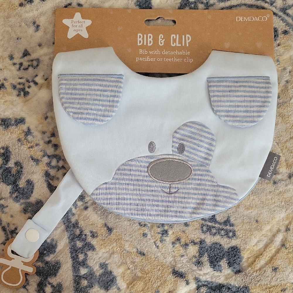 NWT Baby Blue and Gray Bear Face Bib with Clip